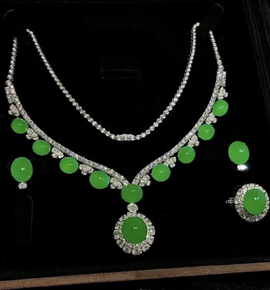 Jadeite Cabochon Necklace